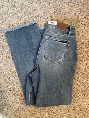 Judy Blue Frayed Hem Blue Women’s Jeans 32” inseam
